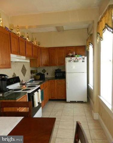 508-510 WINCHESTER AVE, Martinsburg, WV 25401