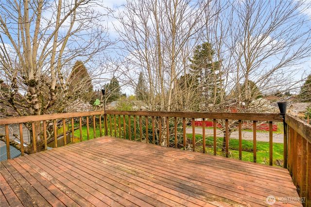 206 Bayside Place, Bellingham, WA 98225