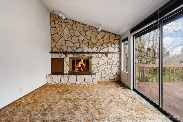 206 Bayside Place, Bellingham, WA 98225