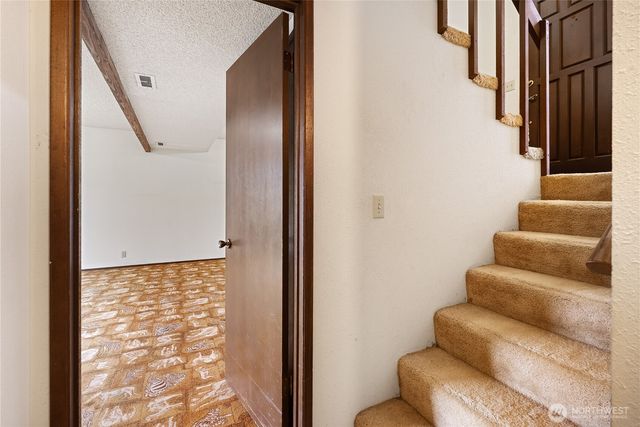 206 Bayside Place, Bellingham, WA 98225