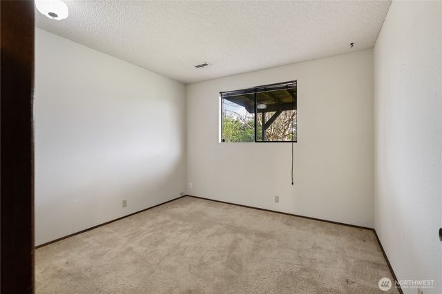 206 Bayside Place, Bellingham, WA 98225