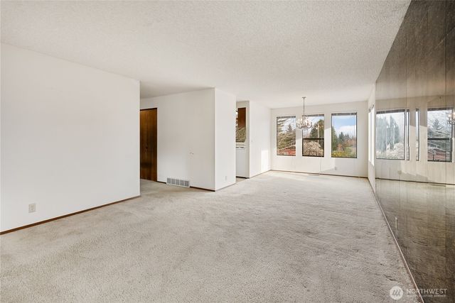 206 Bayside Place, Bellingham, WA 98225