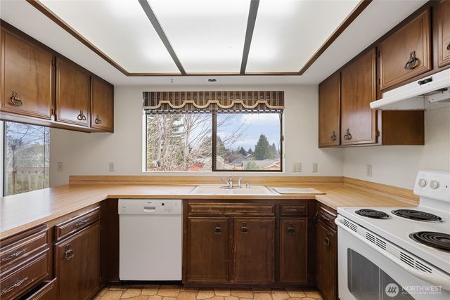 206 Bayside Place, Bellingham, WA 98225