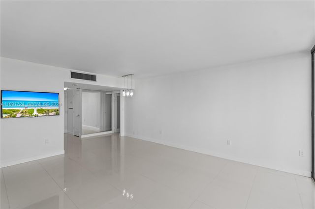 3675 N Country Club Drive 1501, Aventura, FL 33180