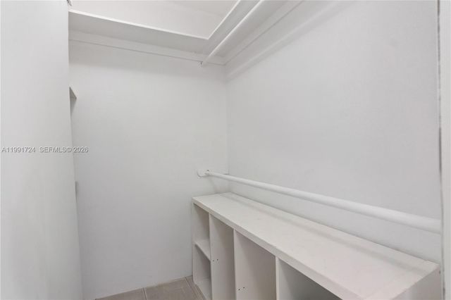 3675 N Country Club Drive 1501, Aventura, FL 33180