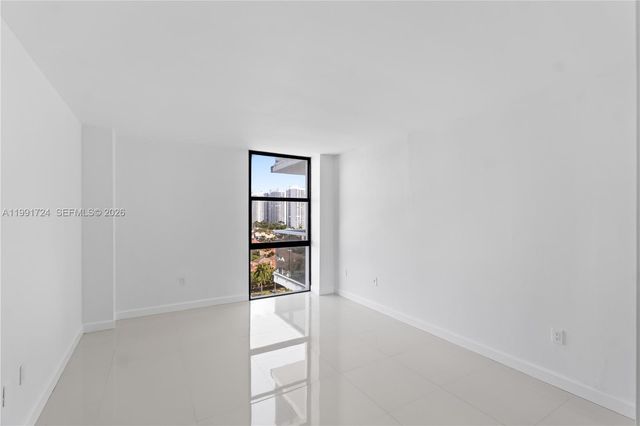 3675 N Country Club Drive 1501, Aventura, FL 33180