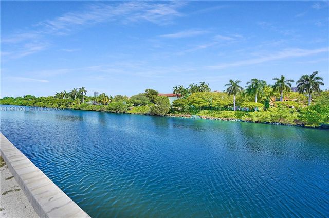 3675 N Country Club Drive 1501, Aventura, FL 33180