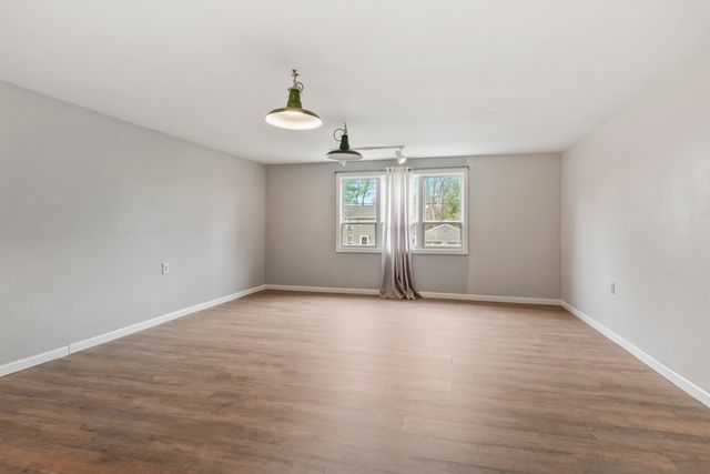 35 Buttonwood Road, South Berwick, ME 03908