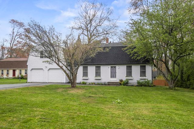 35 Buttonwood Road, South Berwick, ME 03908