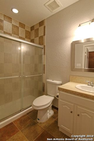 728 E MYRTLE ST, San Antonio, TX 78212