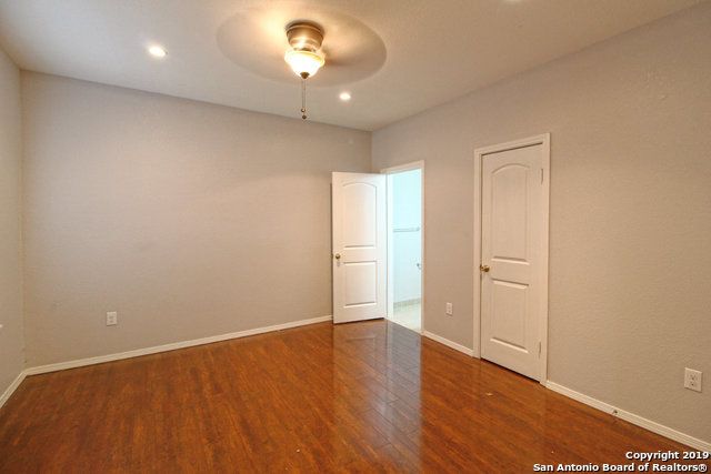 728 E MYRTLE ST, San Antonio, TX 78212