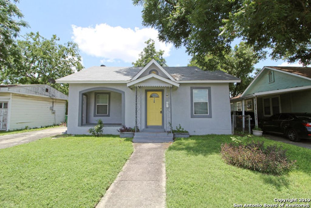 728 E MYRTLE ST, San Antonio, TX 78212