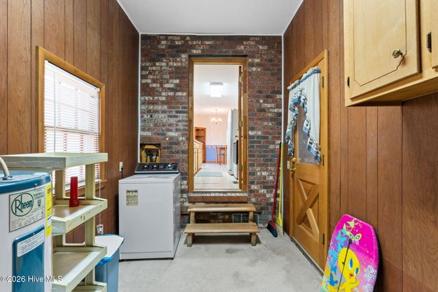 2675 Bluebird Lane SW, Supply, NC 28462