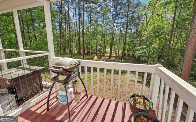 529 Chase Landing Road, Martin, GA 30557