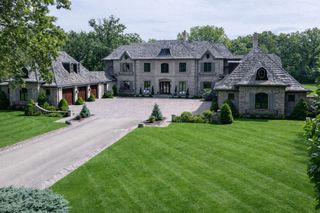 24 Bridlewood Road, Northbrook, IL 60062