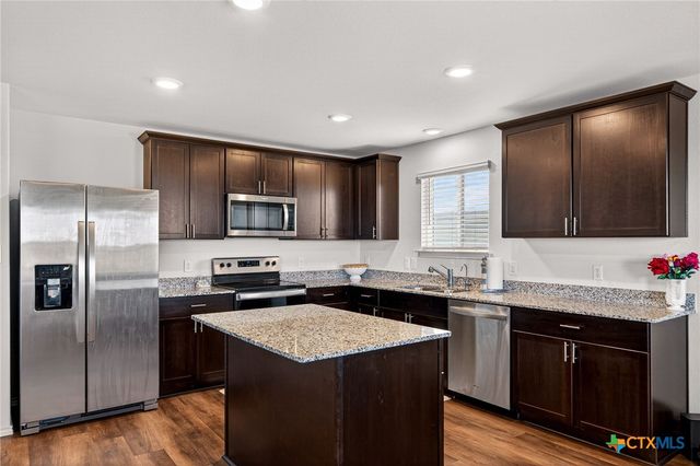 4037 Bermuda Lane, Seguin, TX 78155