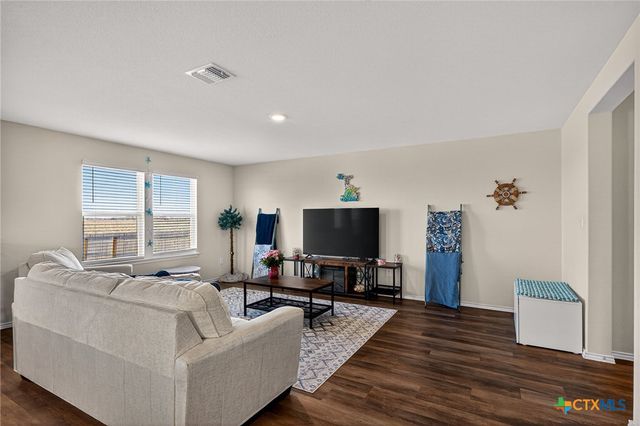 4037 Bermuda Lane, Seguin, TX 78155