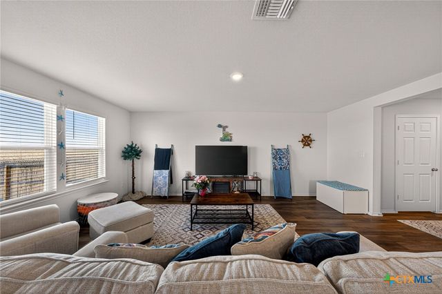 4037 Bermuda Lane, Seguin, TX 78155