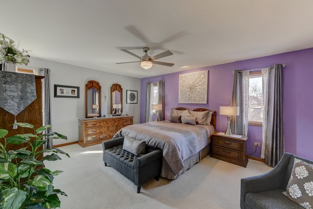 8502 Meadows Edge Trail, Tinley Park, IL 60487