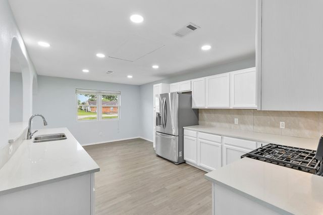 37 Private Road 6065, Dayton, TX 77535