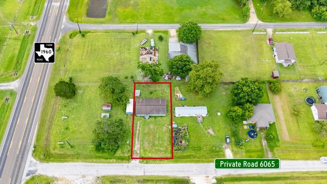 37 Private Road 6065, Dayton, TX 77535