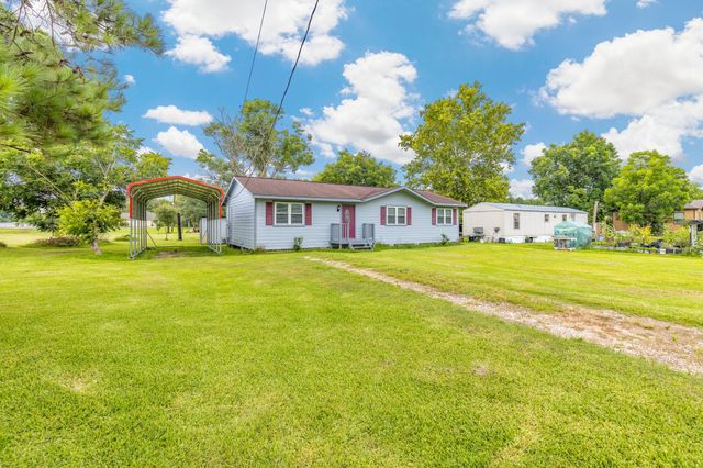 37 Private Road 6065, Dayton, TX 77535