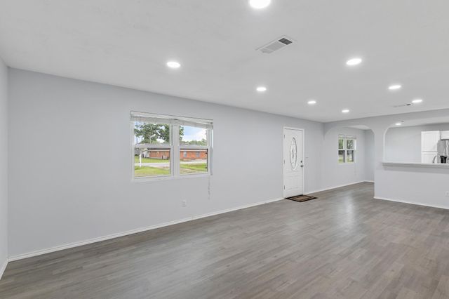 37 Private Road 6065, Dayton, TX 77535
