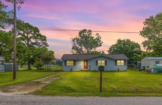 37 Private Road 6065, Dayton, TX 77535