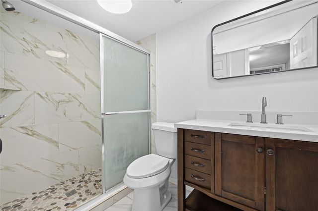 5929 Queensloch Drive 131, Houston, TX 77096