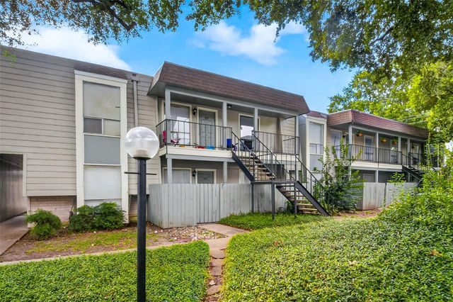 5929 Queensloch Drive 131, Houston, TX 77096