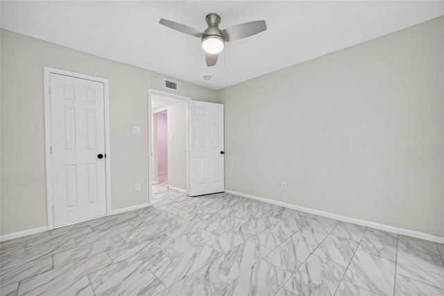 5929 Queensloch Drive 131, Houston, TX 77096