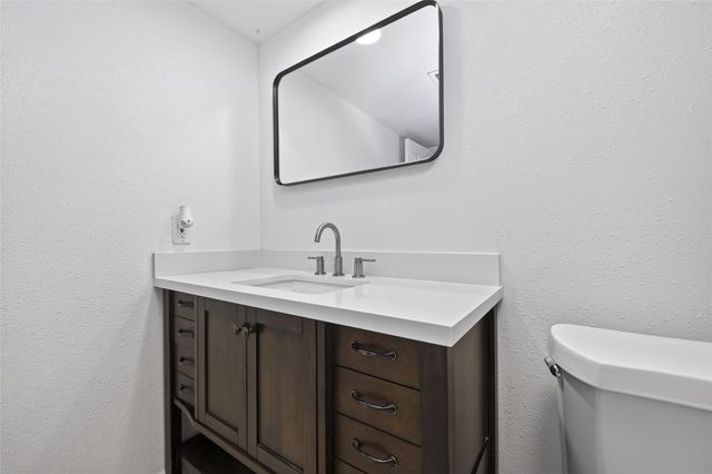 5929 Queensloch Drive 131, Houston, TX 77096