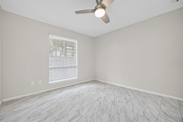 5929 Queensloch Drive 131, Houston, TX 77096