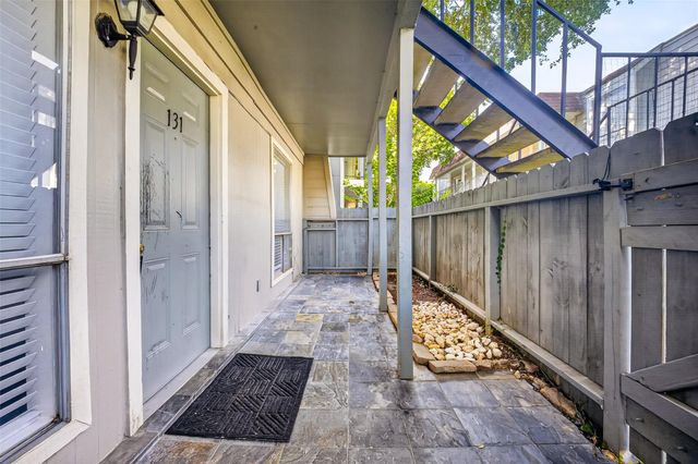5929 Queensloch Drive 131, Houston, TX 77096