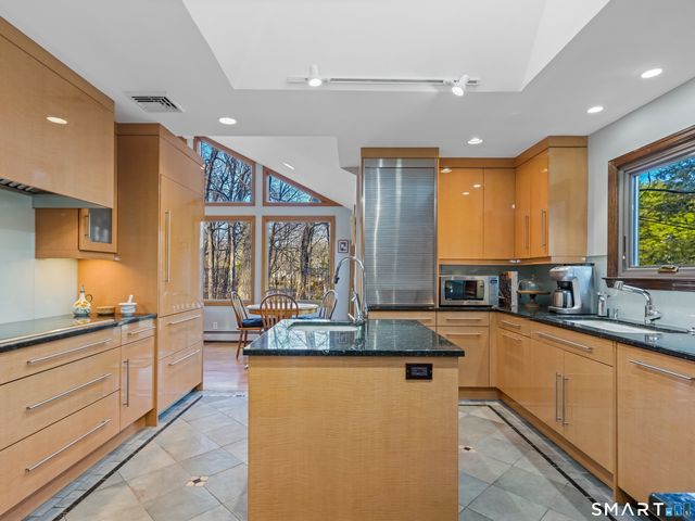 208 Cascade Road, Stamford, CT 06903