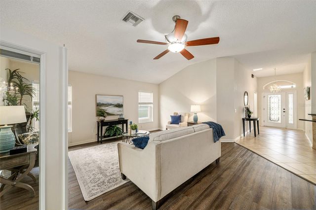 17984 SE 89TH ROTHWAY COURT, The Villages, FL 32162