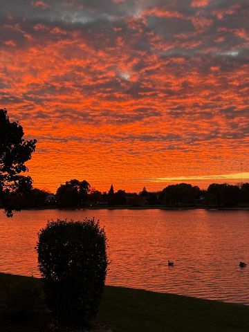 670 Versailles Circle D, Elk Grove Village, IL 60007