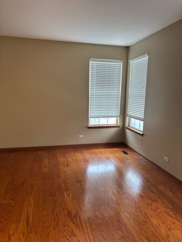 124 W PARK Avenue C, Sugar Grove, IL 60554