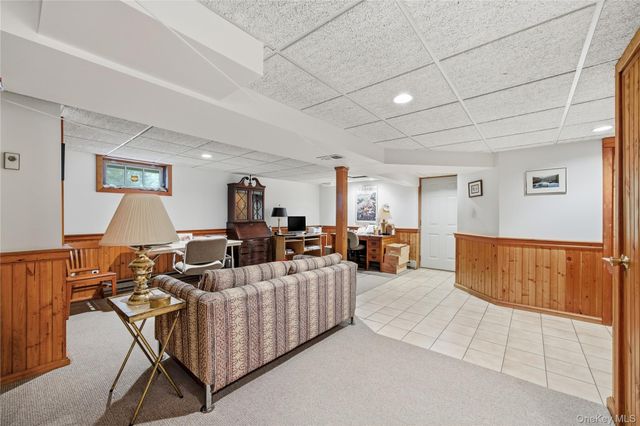 334 Edgewood Avenue, Smithtown, NY 11787