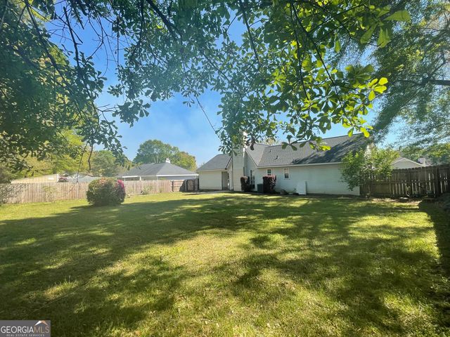 103 Eric Drive, Bonaire, GA 31005