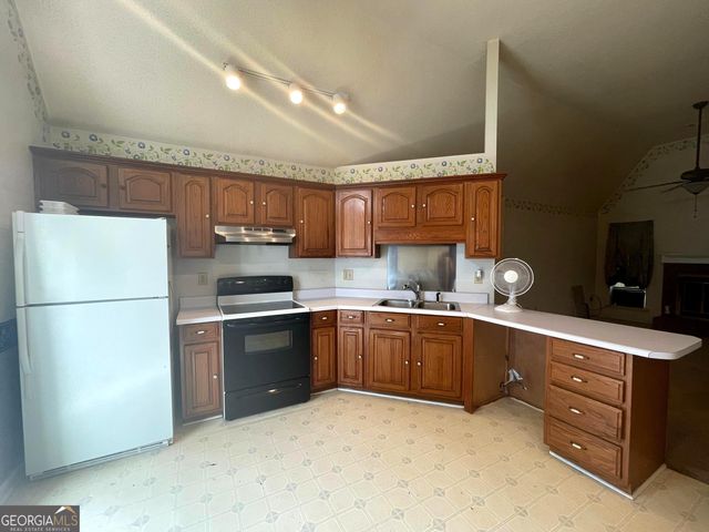 103 Eric Drive, Bonaire, GA 31005