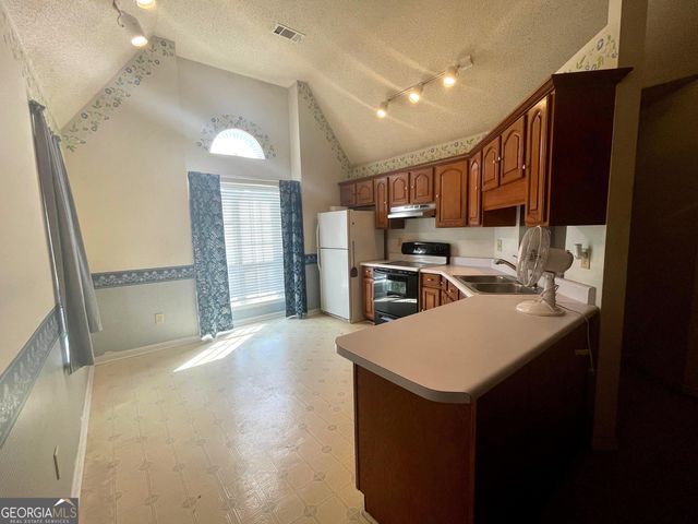 103 Eric Drive, Bonaire, GA 31005