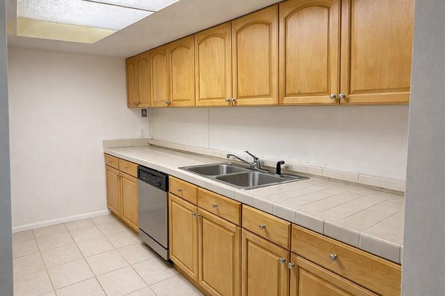 1294 White Pine Drive 1294, Wellington, FL 33414