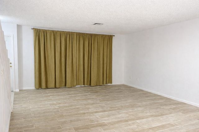 1294 White Pine Drive 1294, Wellington, FL 33414