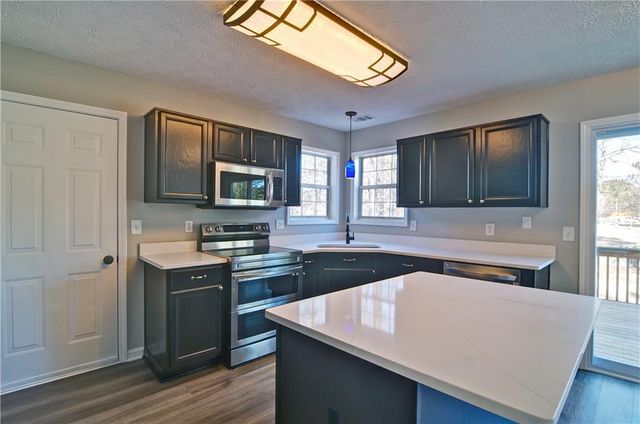 22 Fallow Lane, Acworth, GA 30101