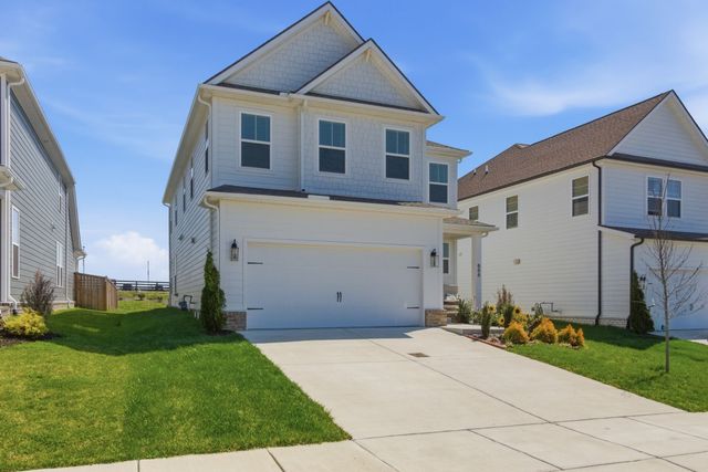 688 Conifer Dr, Spring Hill, TN 37174