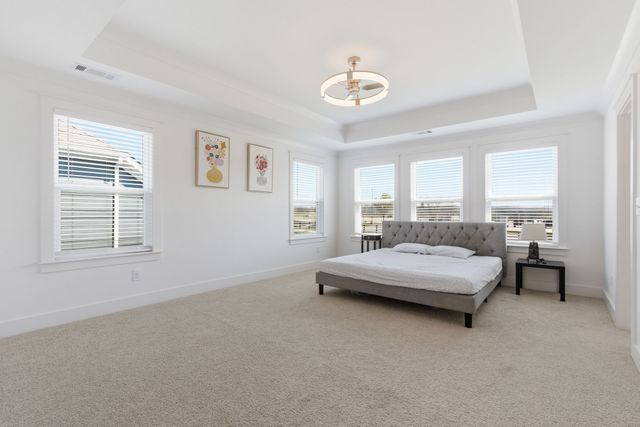 688 Conifer Dr, Spring Hill, TN 37174