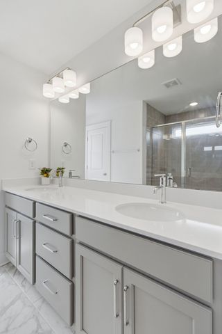 688 Conifer Dr, Spring Hill, TN 37174