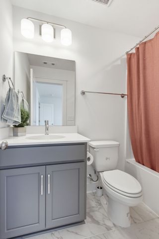 688 Conifer Dr, Spring Hill, TN 37174