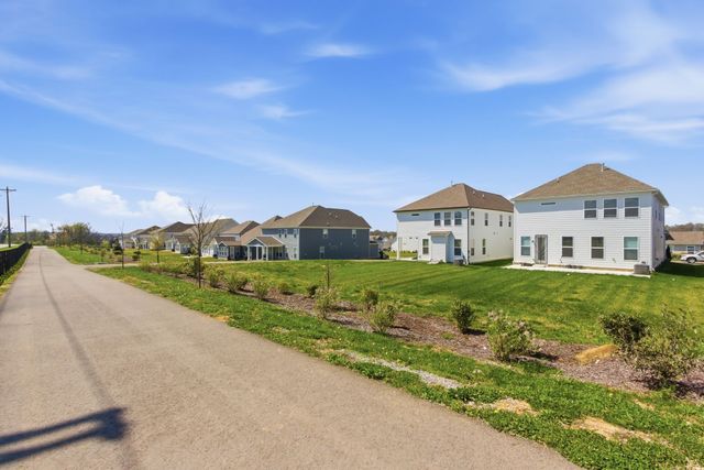 688 Conifer Dr, Spring Hill, TN 37174